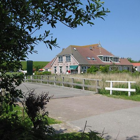 هرلينجن Bed And Breakfast De Zeehoeve المظهر الخارجي الصورة